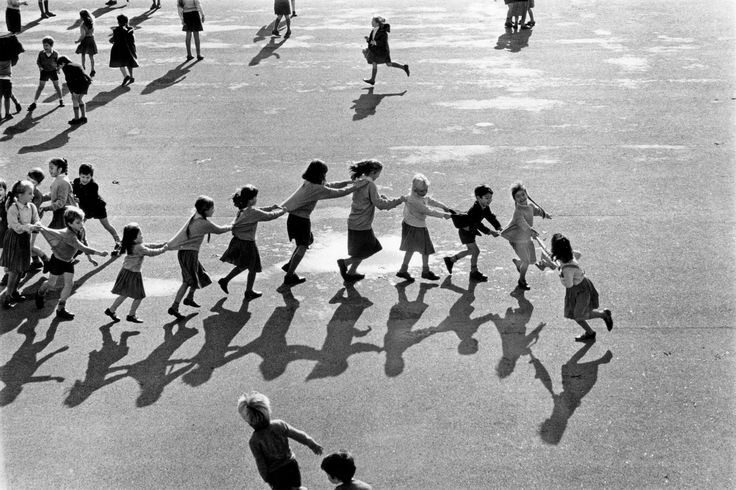 کتک، قلدری، مدرسه، اول مهر، صمد بهرنگی، میشل فوکو، نفیسه مرشدزاده، الهام شوشتری زاده، بی کاغذ اطراف، مازیار اخوت