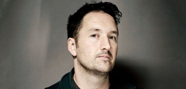 گی دولیل، کتاب کمیک، شنژن، یانگون، سفر به سرزمین مقدس، فلسطین، سفرنامه مصور، guy delisle، نشر اطراف، پیونگ یانگ