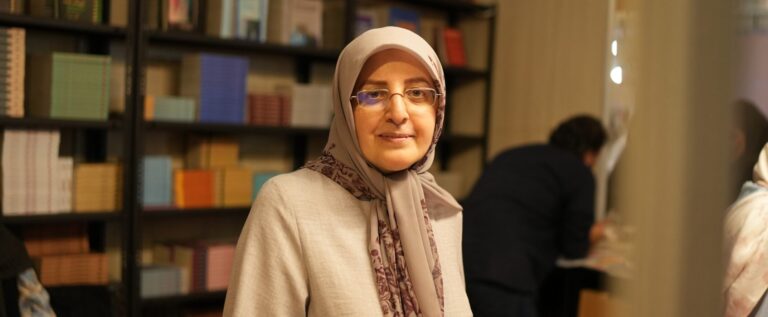 رویا پورآذر، نشر اطراف، سواد روایت، ادبیات من، کوچک و سخت، باختین