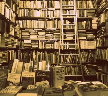 کتابخانه فرانتز کافکا مسخ آناتول برویارد