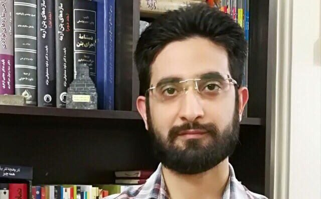 محمود حاج زمان، روایت مصور داستان فووتبالیست ها، شیرین سادات صفوی، معین فرخی، دیوید اسکوایرز، خرید کتاب