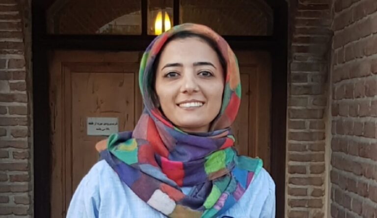 زهره ترابی، چادر کردیم رفتیم تماشا، همشهری جوان، خانم فردا کوچ است، سفرنامه های قدیمی زنان، ما ایوب نبودیم، کآشوب، مهمان گاه، زن تشنگان، رهیده، پاریس از دور نمایان شد، بمبئی رقص الوان است، تماشای شهر، حظ کردیم و افسوس خوردیم، فرار از قصر