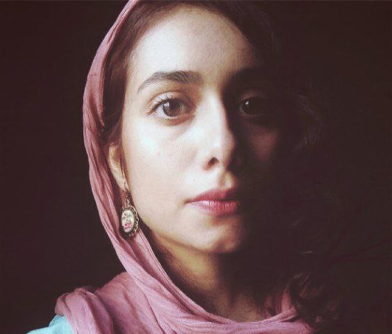 رقابت کوهستانی، انقلاب کوهستانی، آیرلیس هانتر، ادامه واحد کودک و نوجوان نشر اطراف، نفیسه مرشدزاده، مترجم، ملیکا خوش‌نژاد